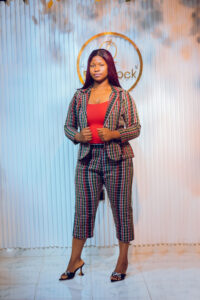 Edith R Women Plaid Power Suit